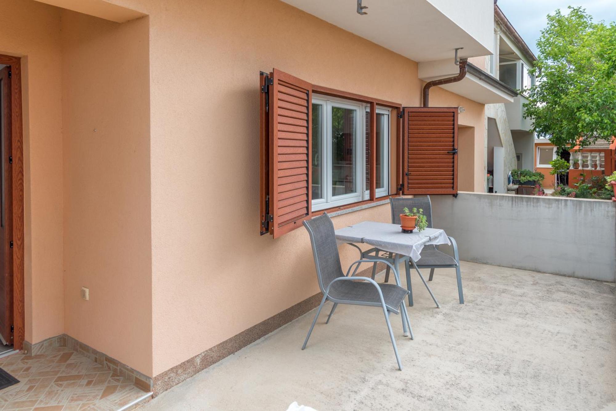 Studio Apartment Nin Exterior foto